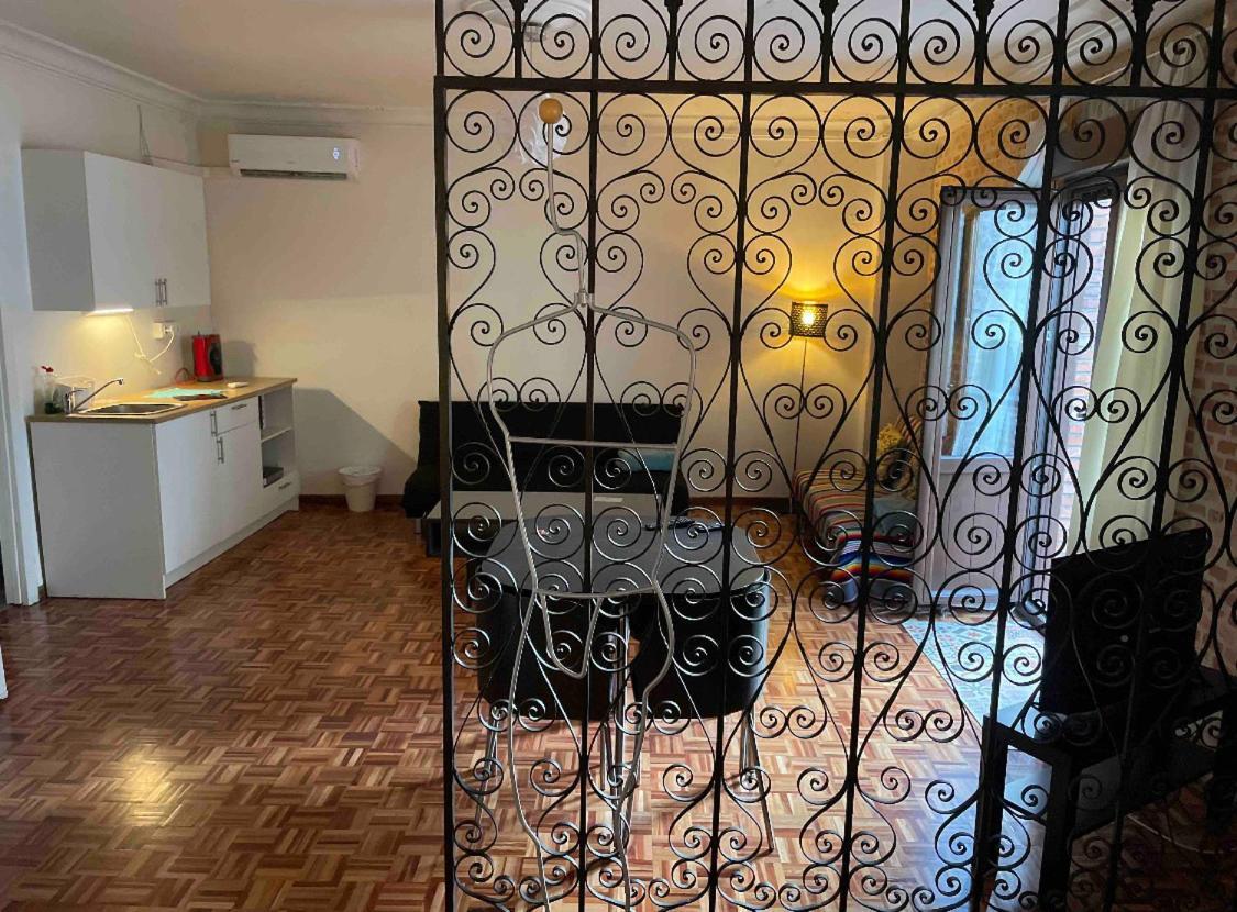 Apartament Alojamiento En El Centro De Toledo Zewnętrze zdjęcie