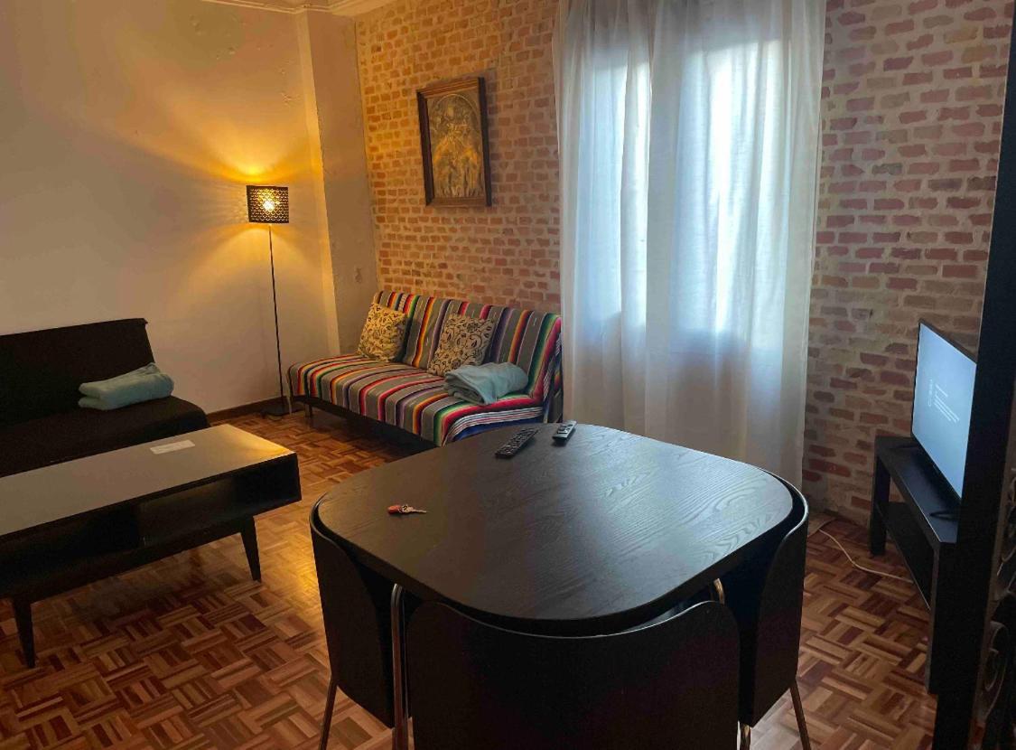 Apartament Alojamiento En El Centro De Toledo Zewnętrze zdjęcie